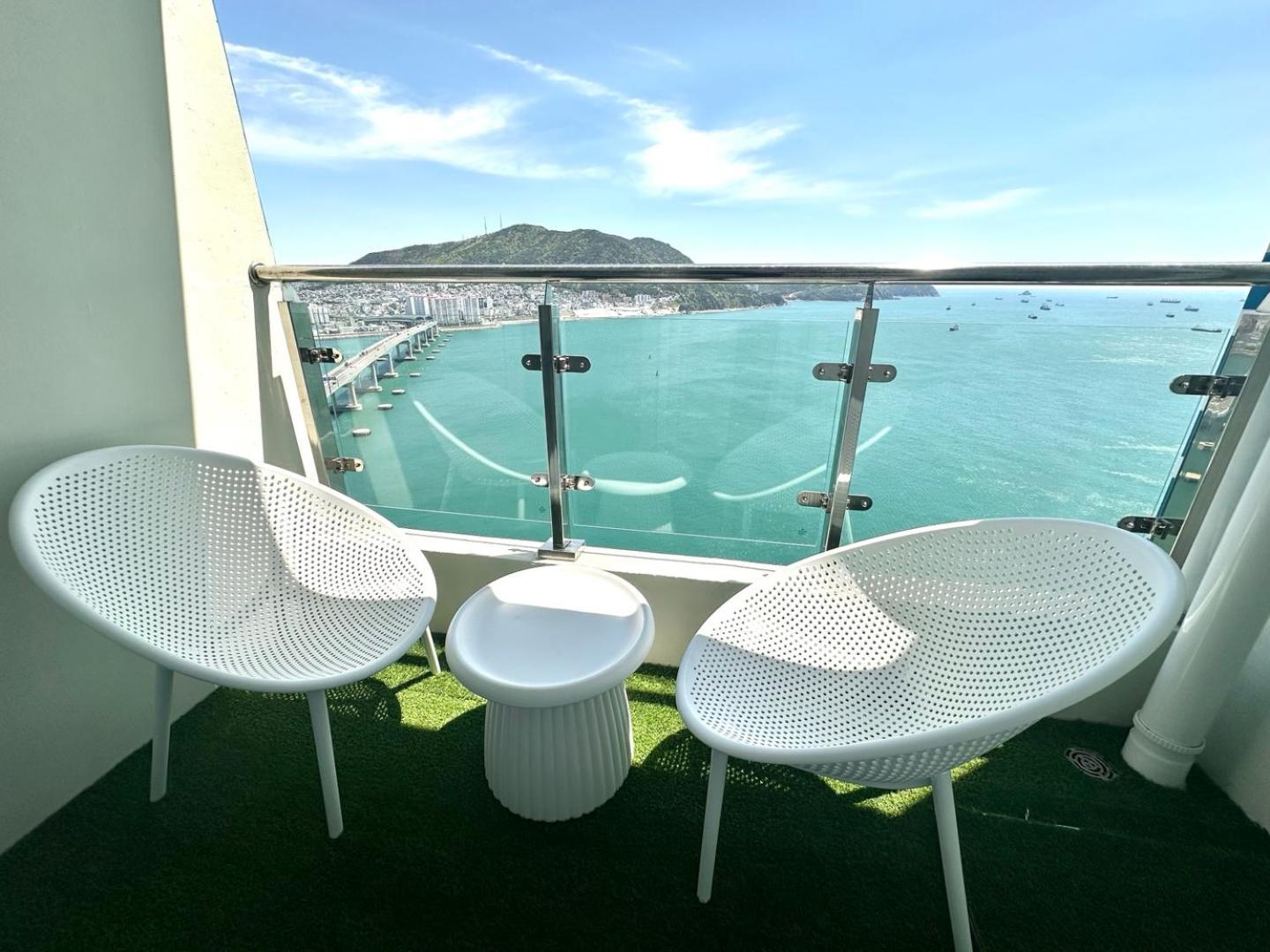 5⋆ THE DECEMBER STAY BUSAN SONGDO OCEAN TERRACE ::: SOUTH KOREA ::: 比较酒店预订价格